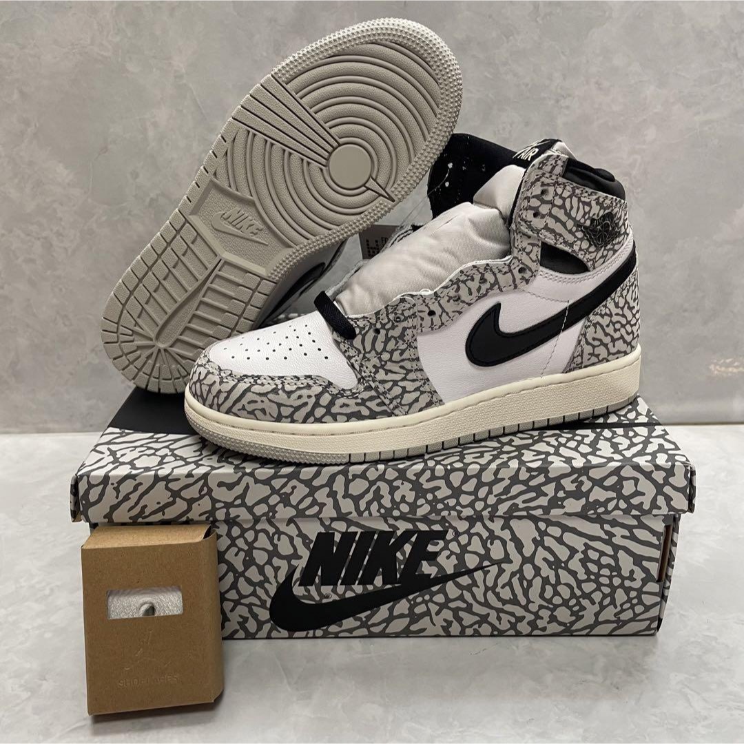 NIKE(ナイキ)のNike GS Air Jordan 1 High OG Cement 23.0 レディースの靴/シューズ(スニーカー)の商品写真