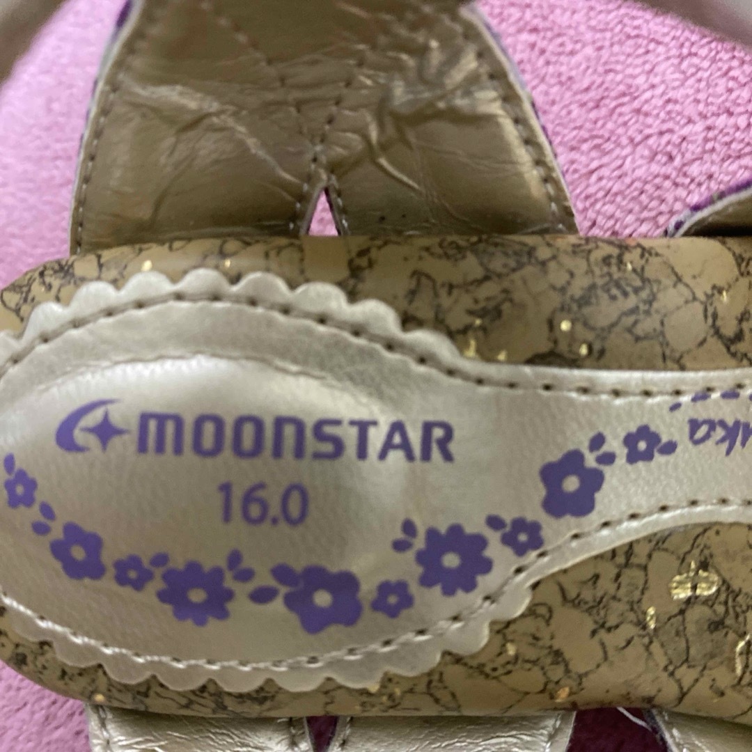 MOONSTAR (ムーンスター)のムーンスター サンダル 16cm 花柄ピンクパープル キッズ/ベビー/マタニティのキッズ靴/シューズ(15cm~)(サンダル)の商品写真