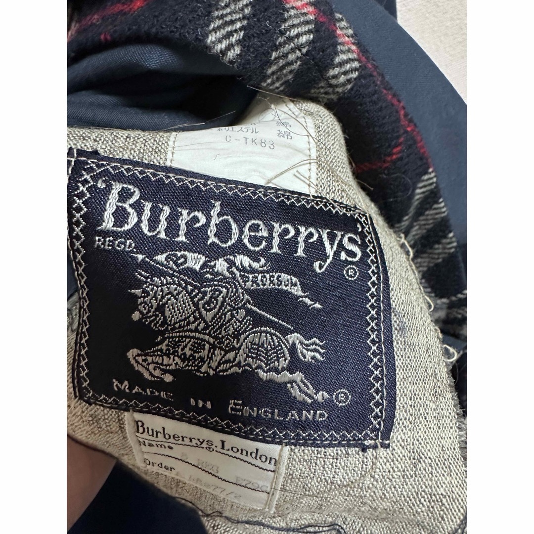 BURBERRY(バーバリー)のレア Burberry 毛100%リバーシブルマント 紺色 レディースのジャケット/アウター(ロングコート)の商品写真