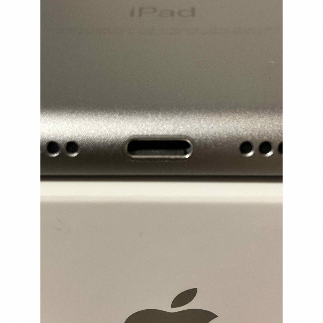 Apple(アップル)のiPad 第6世代 WiFi 32GB スペースグレイ 96.2% スマホ/家電/カメラのPC/タブレット(タブレット)の商品写真