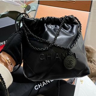 シャネル(CHANEL)のシャネル 22 ミニ CHANEL バッグ(ロングワンピース/マキシワンピース)