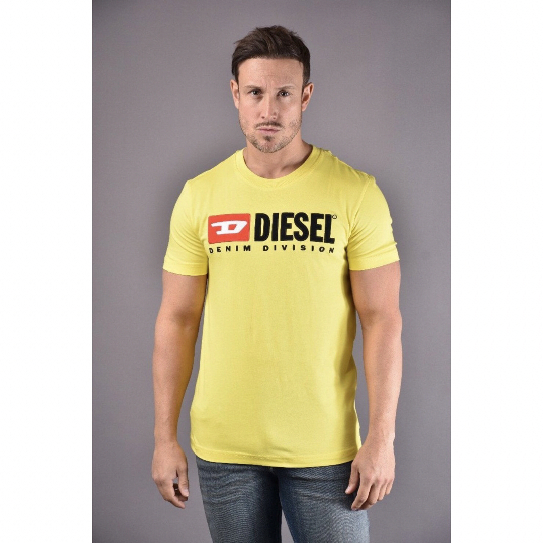 DIESEL(ディーゼル)のDIESEL Tシャツ XL T-JUST-DIVISION イエロー メンズのトップス(Tシャツ/カットソー(半袖/袖なし))の商品写真