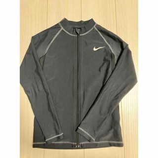 ナイキ(NIKE)のNIKE ラッシュガード　140(水着)