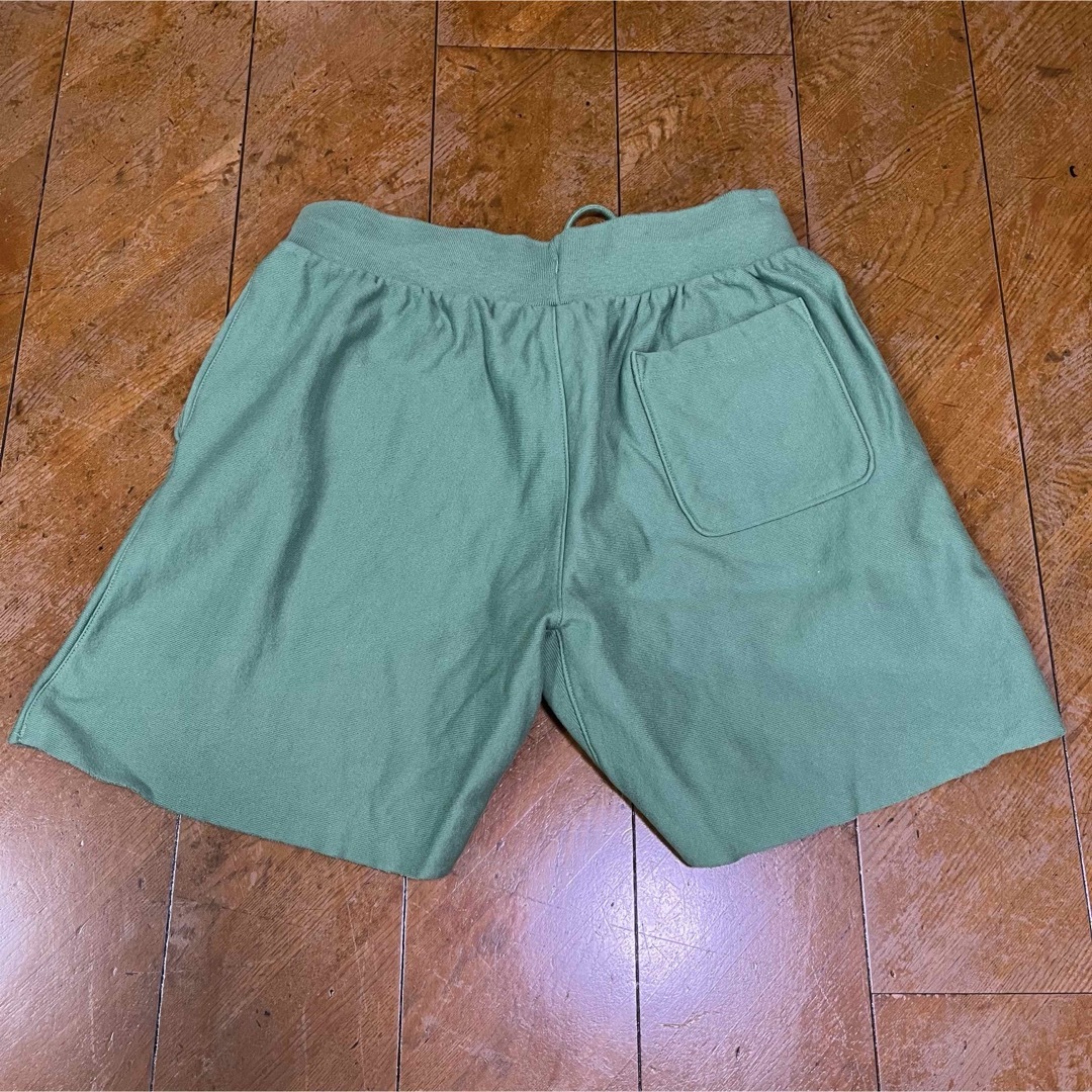 Champion(チャンピオン)のChampion REVERSE WEAVE SHORTS US限定 Lサイズ メンズのパンツ(ショートパンツ)の商品写真