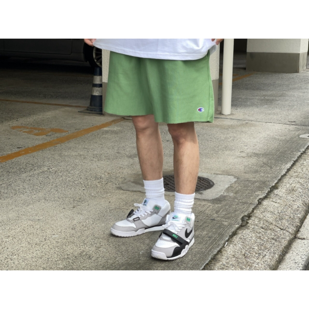 Champion(チャンピオン)のChampion REVERSE WEAVE SHORTS US限定 Lサイズ メンズのパンツ(ショートパンツ)の商品写真