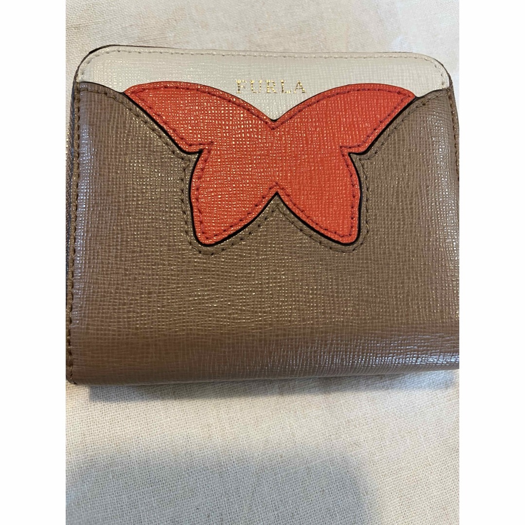 Furla(フルラ)の未使用　FURLA フルラ　レザー　折り財布 レディースのファッション小物(財布)の商品写真