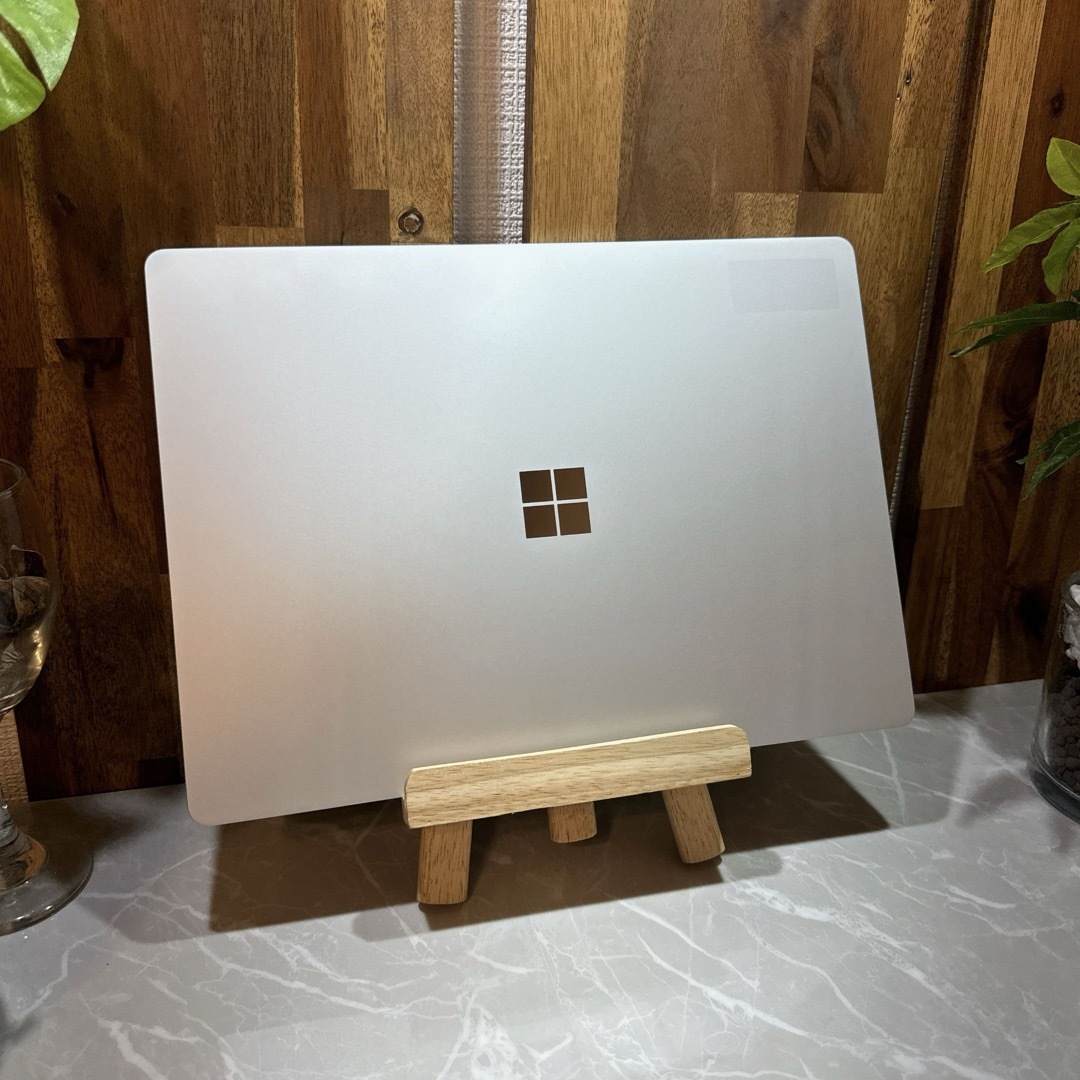 Microsoft(マイクロソフト)の【美品】Surface Laptop 2☘️i5第8世代/SSD256GB スマホ/家電/カメラのPC/タブレット(ノートPC)の商品写真