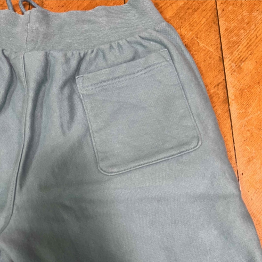 Champion(チャンピオン)のChampion REVERSE WEAVE SHORTS US限定 Lサイズ メンズのパンツ(ショートパンツ)の商品写真