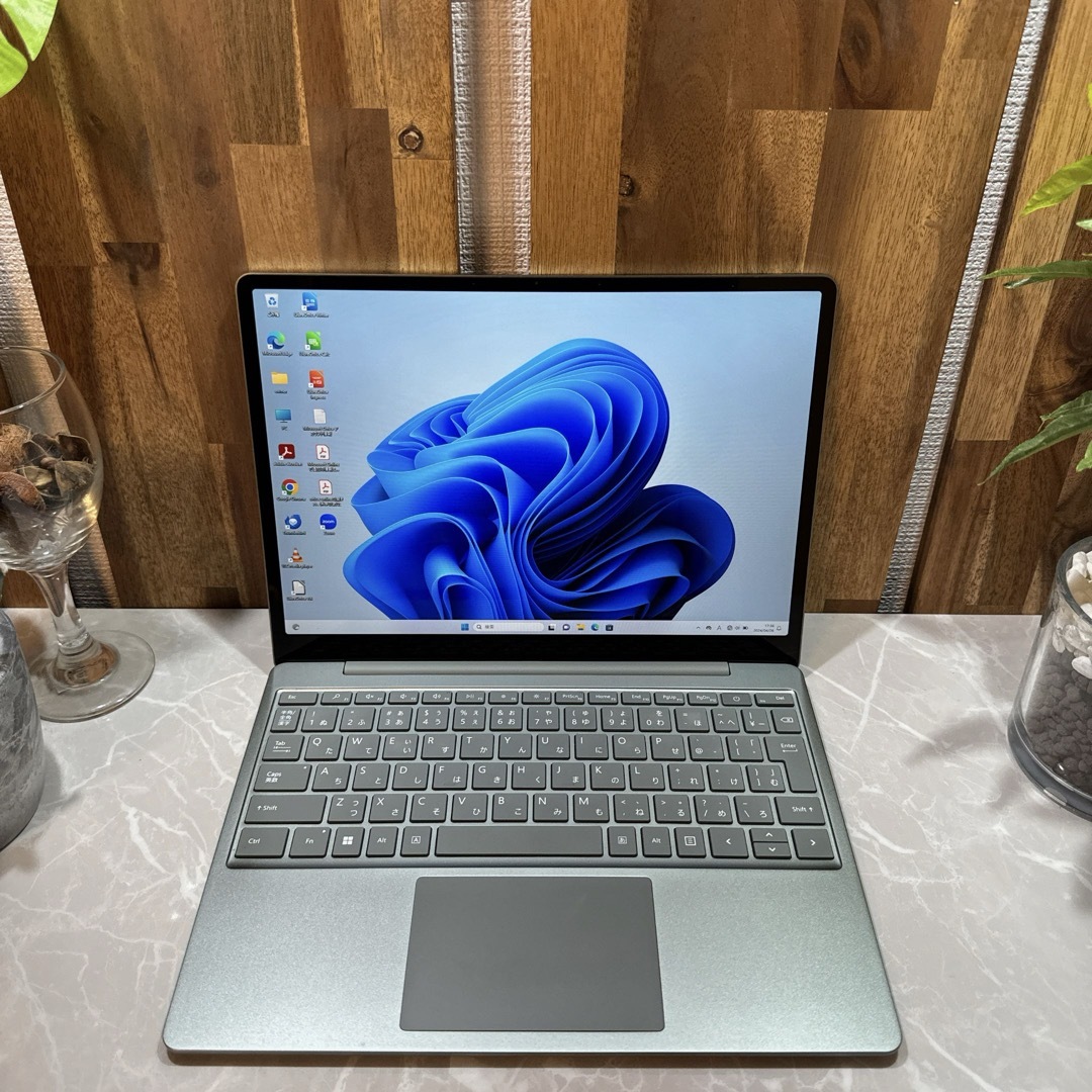 Microsoft(マイクロソフト)の【極美品】Surface Laptop Go 2☘️i5第11世代☘️SSD スマホ/家電/カメラのPC/タブレット(ノートPC)の商品写真