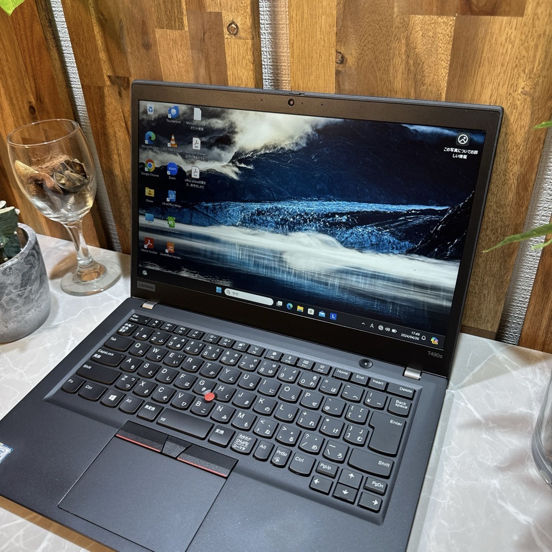 Lenovo(レノボ)のThinkpad T490s☘️メモ32GB☘️i7第8世代 /SSD1TB スマホ/家電/カメラのPC/タブレット(ノートPC)の商品写真