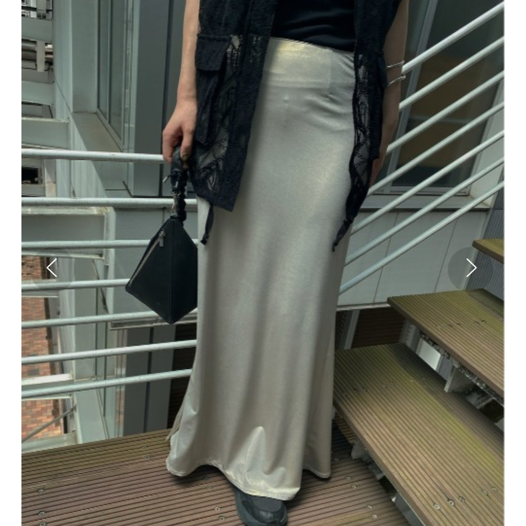 Ameri VINTAGE(アメリヴィンテージ)のAMERI　PENCIL GLITTER SKIRT レディースのスカート(ロングスカート)の商品写真