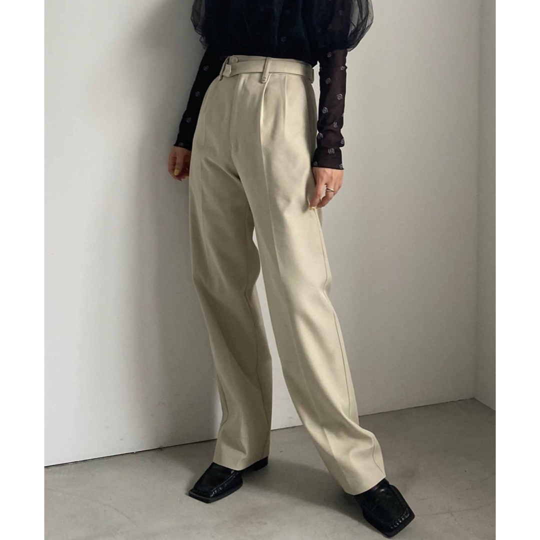 Ameri VINTAGE(アメリヴィンテージ)の【美品】AMERI UND DOUBLE WAIST PANTS アイボリー レディースのパンツ(カジュアルパンツ)の商品写真