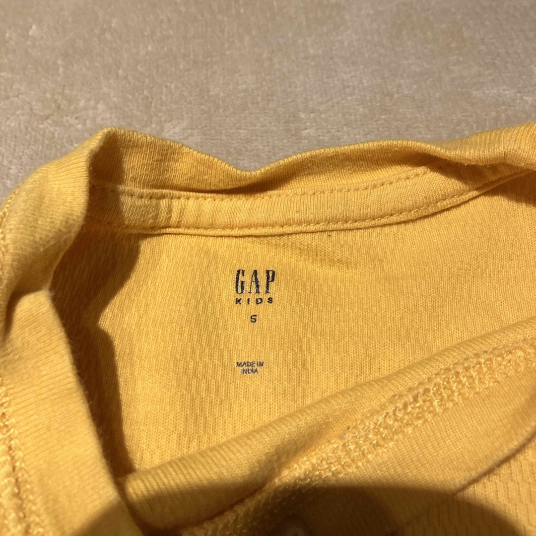 GAP Kids(ギャップキッズ)のロンT キッズ/ベビー/マタニティのキッズ服男の子用(90cm~)(Tシャツ/カットソー)の商品写真