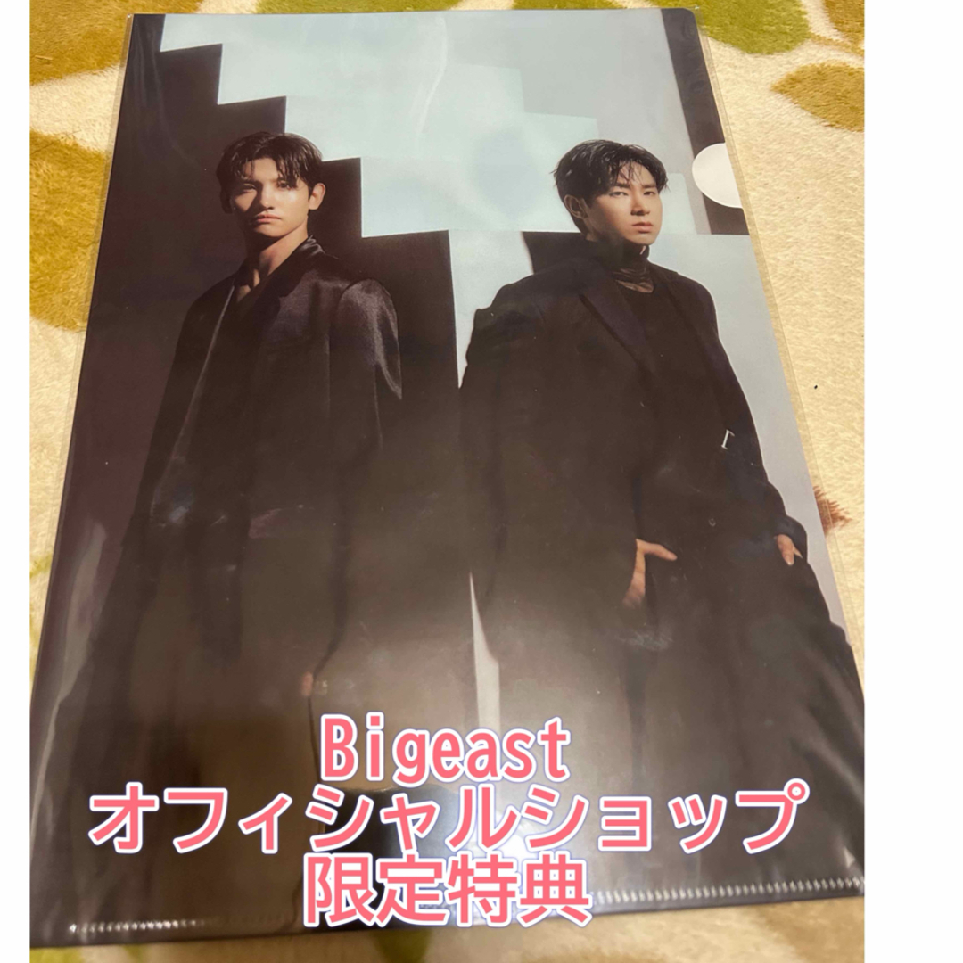 東方神起(トウホウシンキ)の東方神起　Epitaph アルバム　数量限定豪華盤 CD+写真集+グッズ  エンタメ/ホビーのCD(K-POP/アジア)の商品写真