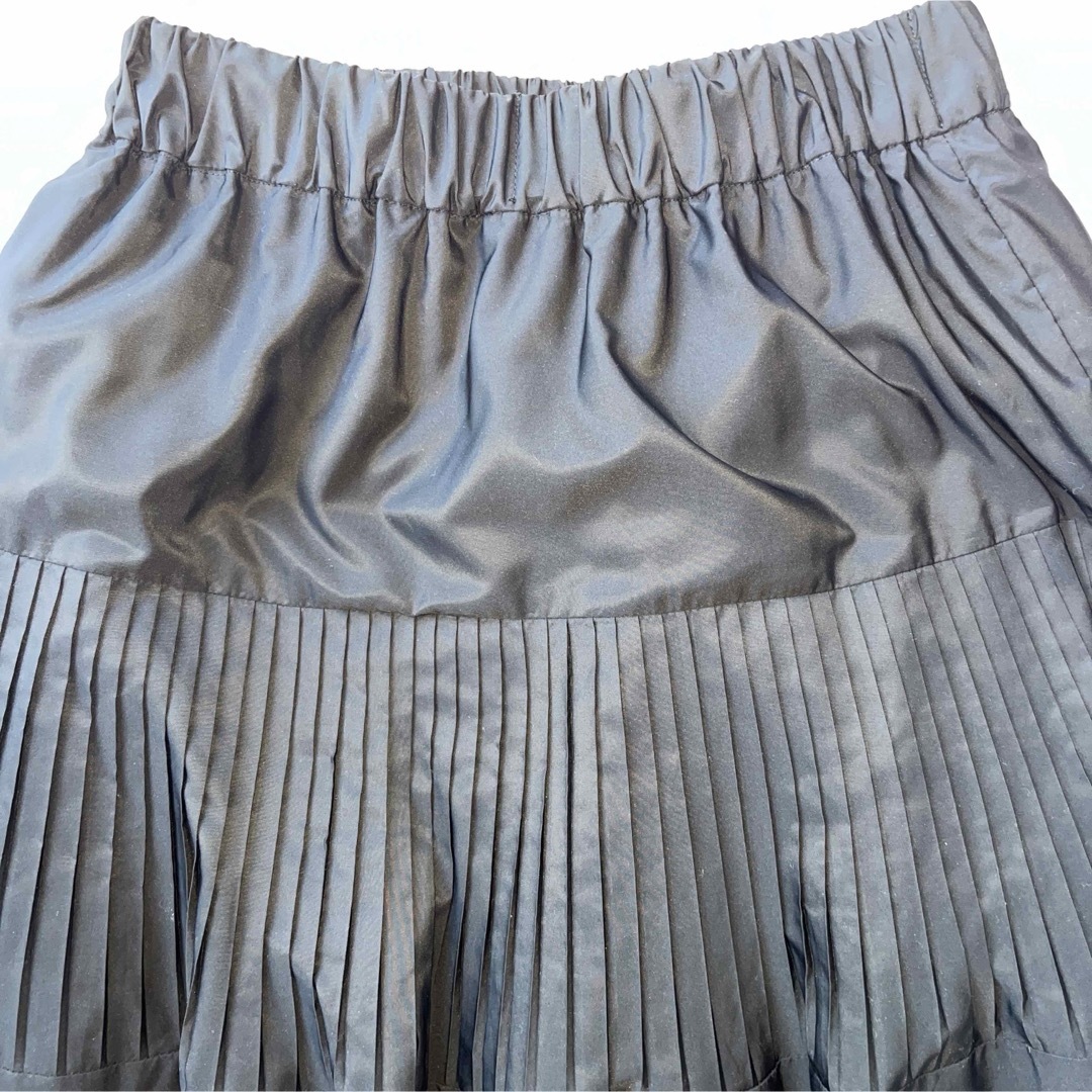 BEARDSLEY(ビアズリー)のビアズリー BEARDSLEY   へムプリーツティアードギャザースカート レディースのスカート(ロングスカート)の商品写真