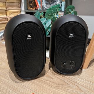 JBL プロフェッショナル 104-BT-Y3(スピーカー)