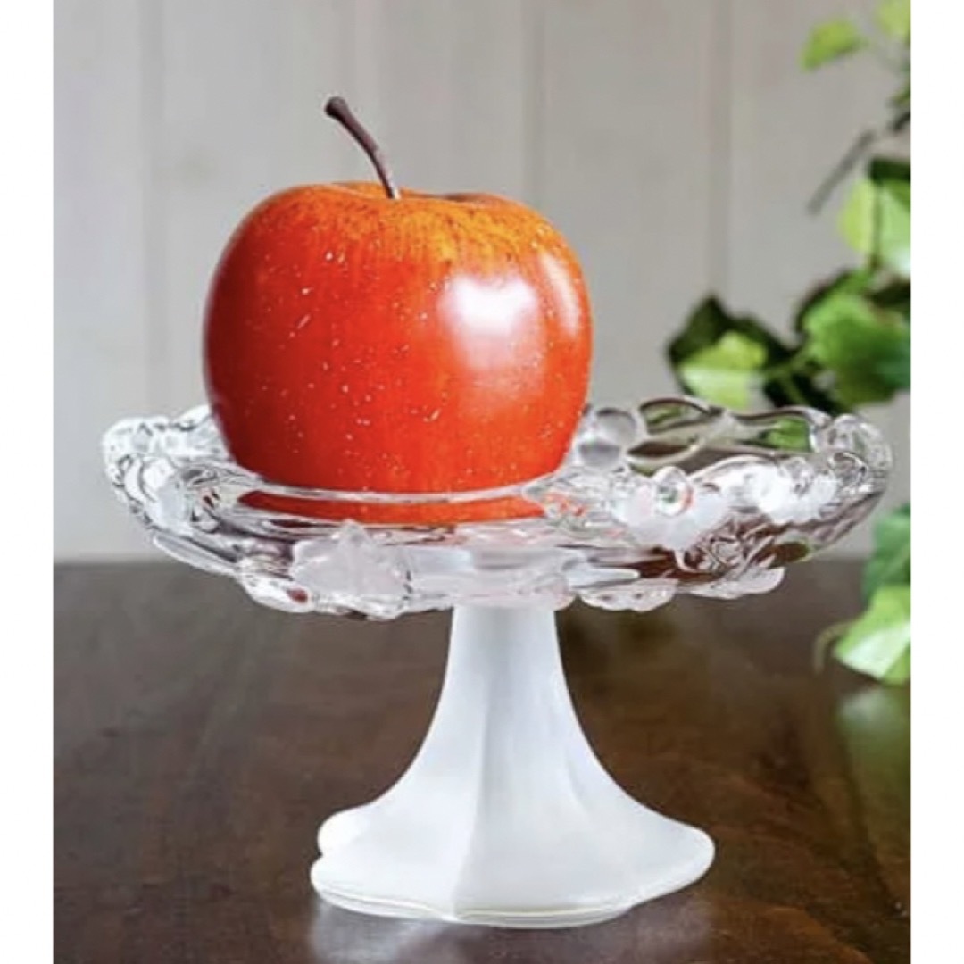 WALTHER GLASS  アンティーク　ガラスコンポート　花のレリーフ インテリア/住まい/日用品のキッチン/食器(食器)の商品写真