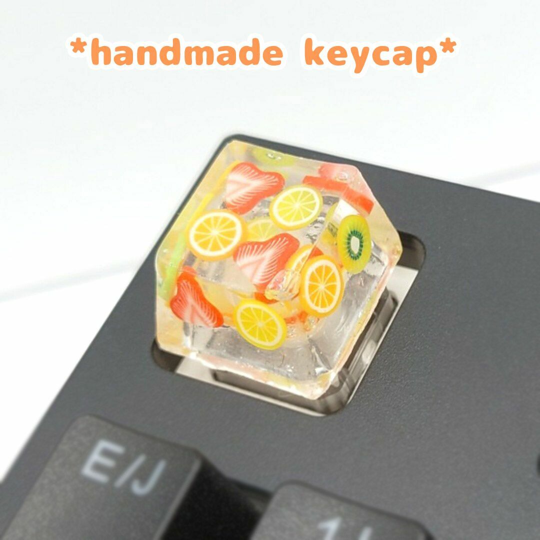 自作キーキャップ　フルーツいっぱい②　キートップ　keycap クリアカラー スマホ/家電/カメラのPC/タブレット(PC周辺機器)の商品写真