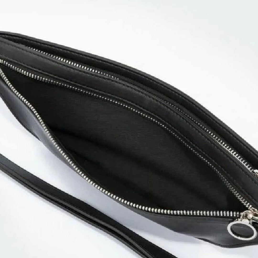 A.P.C(アーペーセー)のA.P.C ボディバッグ　ブラック メンズのバッグ(ショルダーバッグ)の商品写真