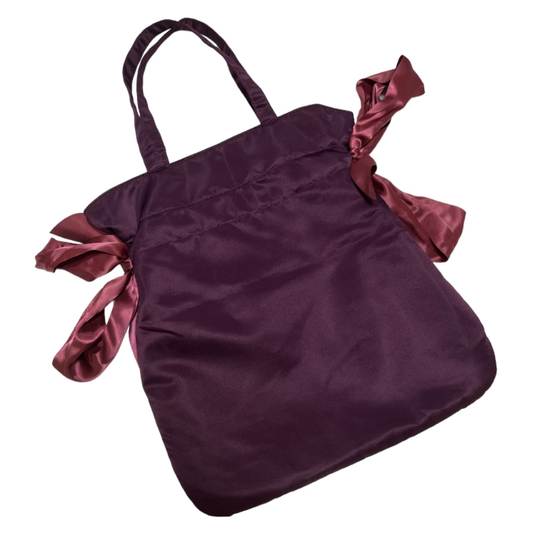 Maison de FLEUR(メゾンドフルール)の未使用品✴︎メゾンドフルール アナと雪の女王 ダブルリボントートバッグ レディースのバッグ(トートバッグ)の商品写真