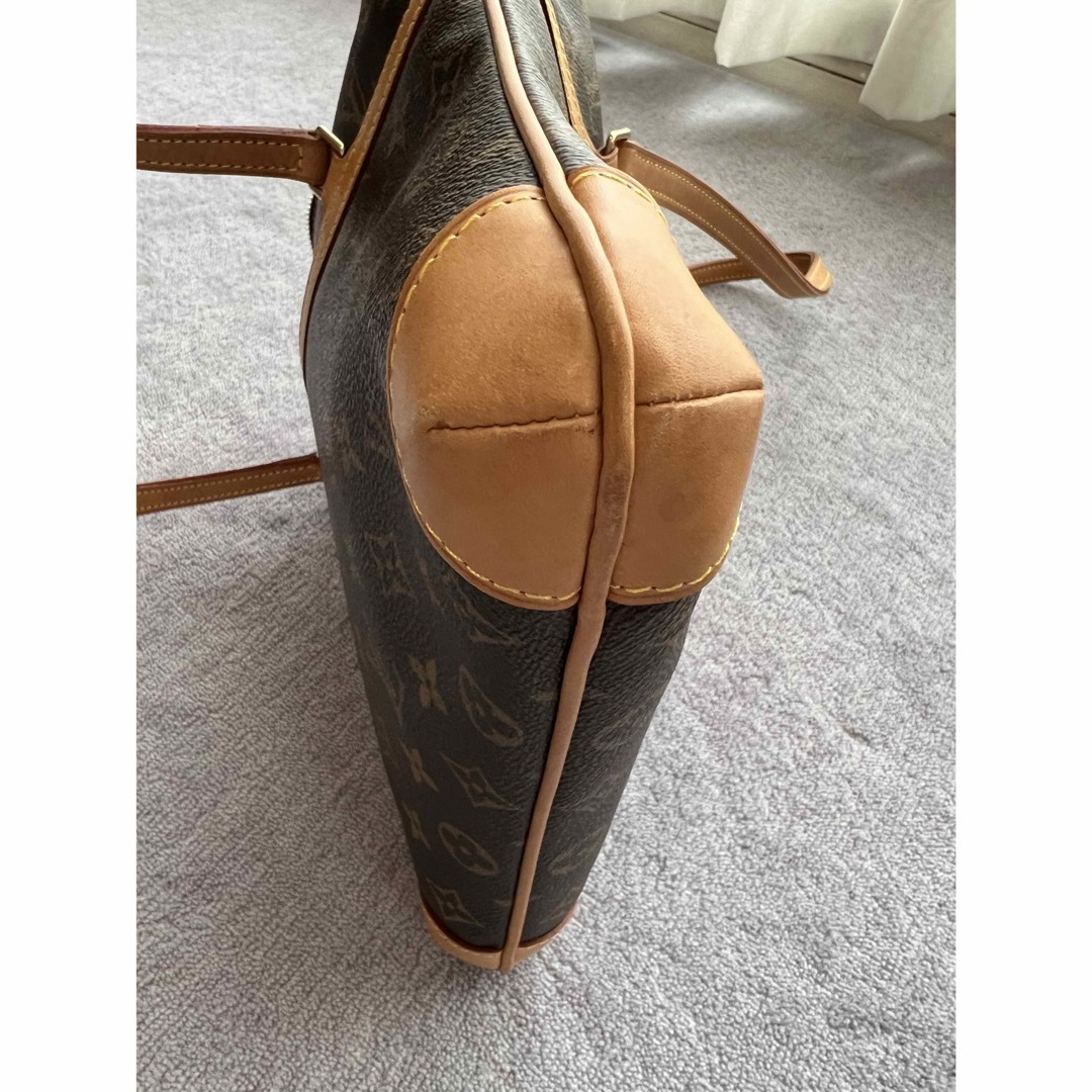 LOUIS VUITTON(ルイヴィトン)のLOUIS VUITTON ルイヴィトン美品 モノグラム クーサン M51141 レディースのバッグ(ハンドバッグ)の商品写真