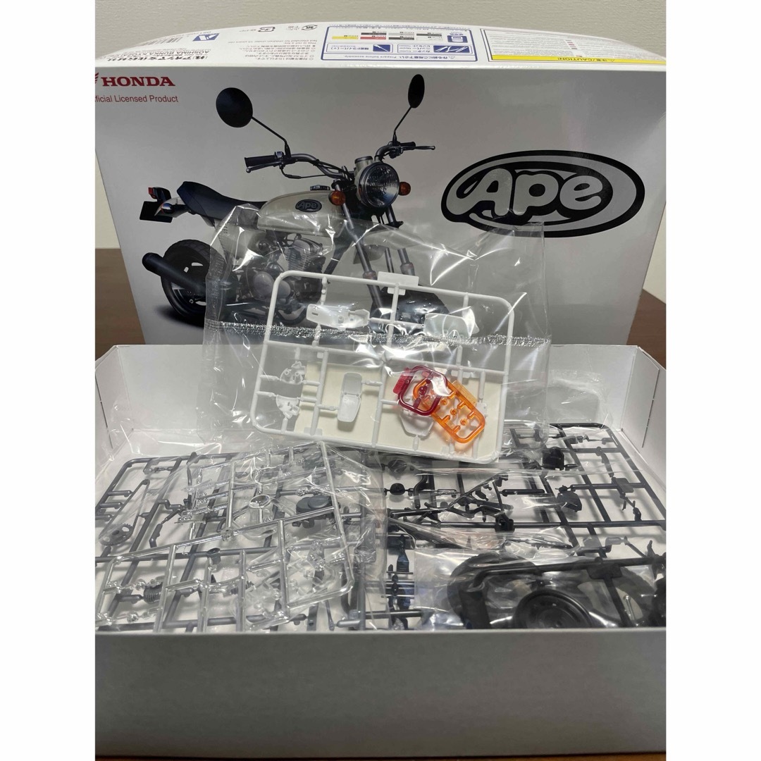 青島文化｜AOSHIMA 1/12 バイク No.21 ホンダ エイプ50 エンタメ/ホビーのおもちゃ/ぬいぐるみ(模型/プラモデル)の商品写真