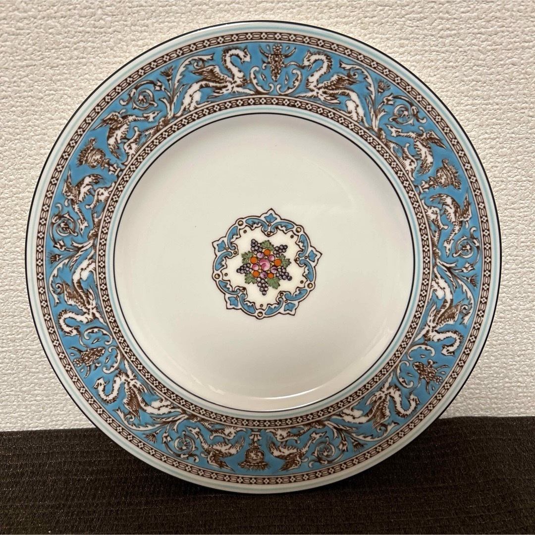 WEDGWOOD(ウェッジウッド)のウェッジウッド　フロレンティーン　ターコイズ　ディナープレート　22.5cm インテリア/住まい/日用品のキッチン/食器(食器)の商品写真