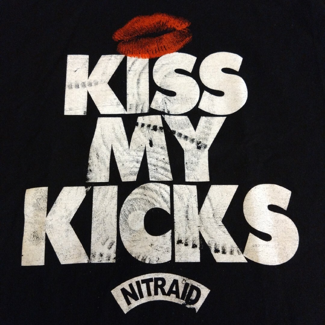 nitraid(ナイトレイド)のナイトレイド(nitraid) kiss my kicks Tシャツ nike メンズのトップス(Tシャツ/カットソー(半袖/袖なし))の商品写真