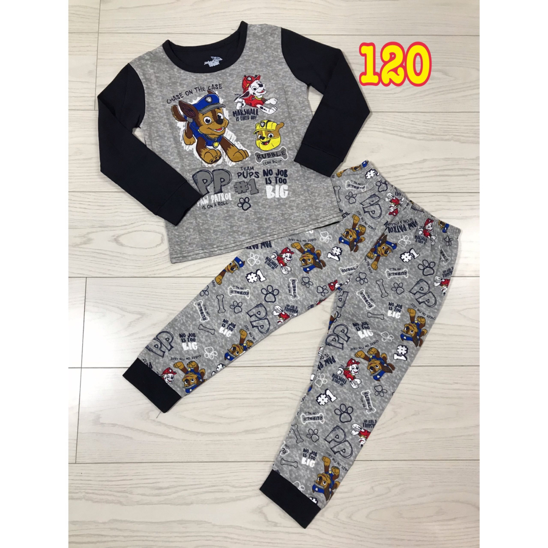 パウパトロール　長袖　パジャマ　120 キッズ/ベビー/マタニティのキッズ服男の子用(90cm~)(パジャマ)の商品写真