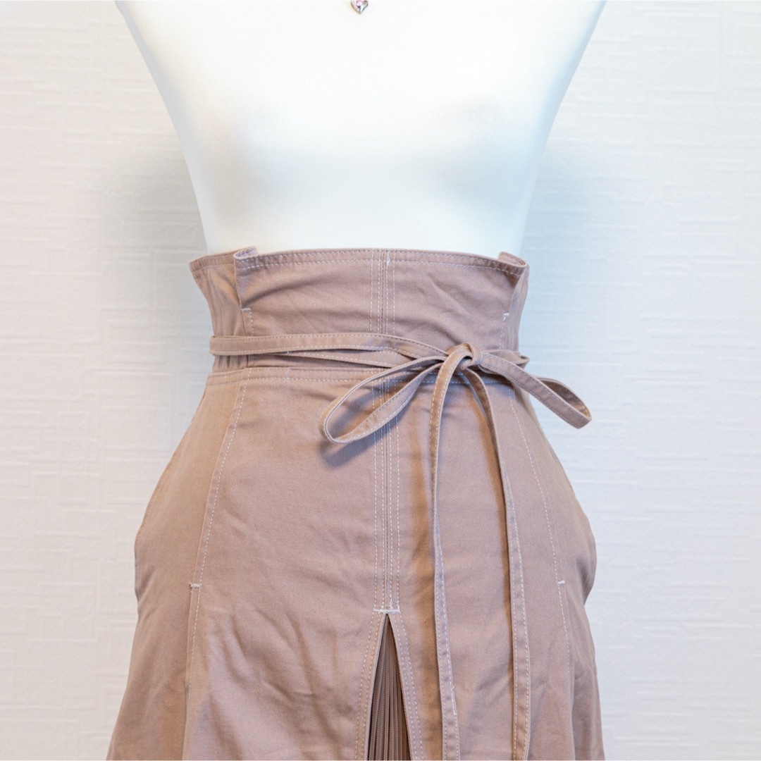 MERCURYDUO(マーキュリーデュオ)のMERCURY DUO センタープリーツ切替えデニムマーメイドスカート　ベージュ レディースのスカート(ロングスカート)の商品写真