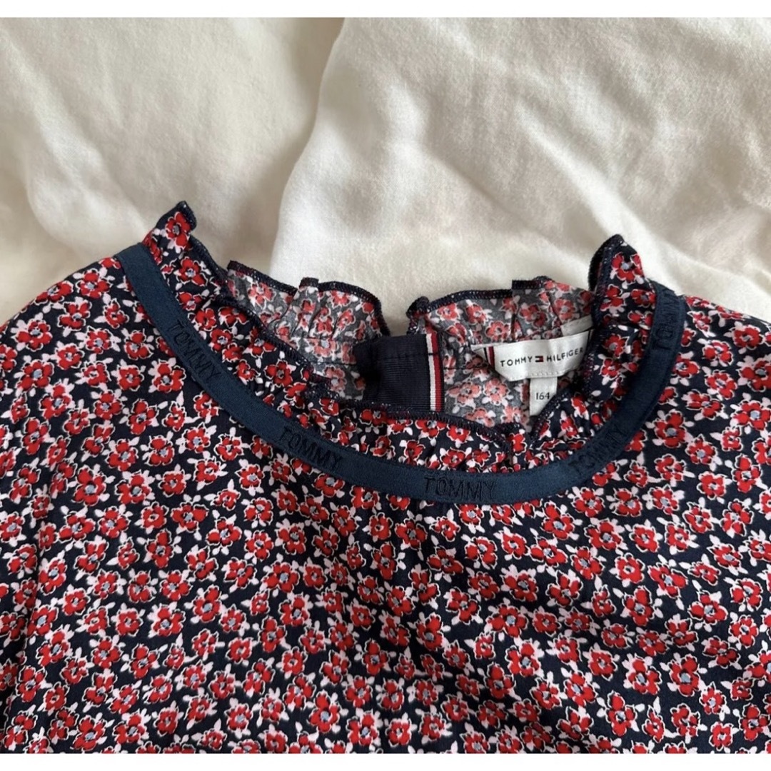 TOMMY HILFIGER(トミーヒルフィガー)のTommy ワンピース キッズ/ベビー/マタニティのキッズ服女の子用(90cm~)(ワンピース)の商品写真