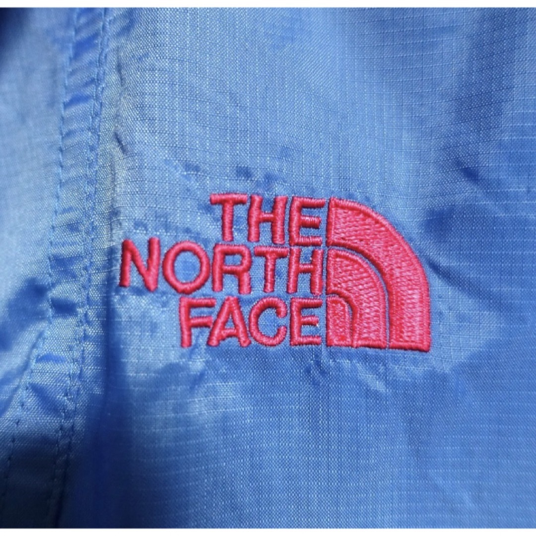 THE NORTH FACE(ザノースフェイス)のノースフェイス　マウンテンパーカー　アウター　メンズXS  ブルー/イエロー系 メンズのジャケット/アウター(マウンテンパーカー)の商品写真