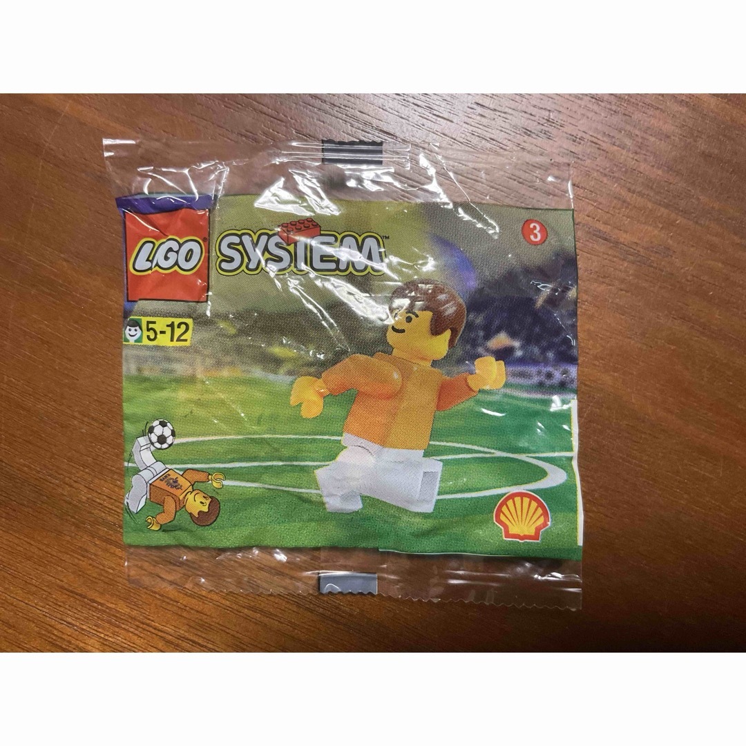 Lego(レゴ)の（まとめ買いで割引）レゴ　  オランダ　ナショナルチーム　3304　廃盤　非売品 エンタメ/ホビーのおもちゃ/ぬいぐるみ(模型/プラモデル)の商品写真