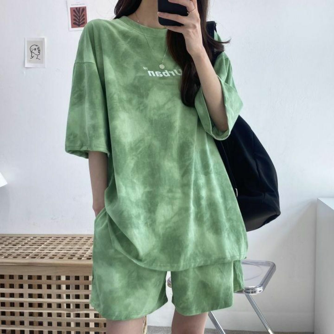 Tシャツ ショートパンツ 上下 ルームウェア オーバーサイズ 韓国 グリーン レディースのルームウェア/パジャマ(ルームウェア)の商品写真