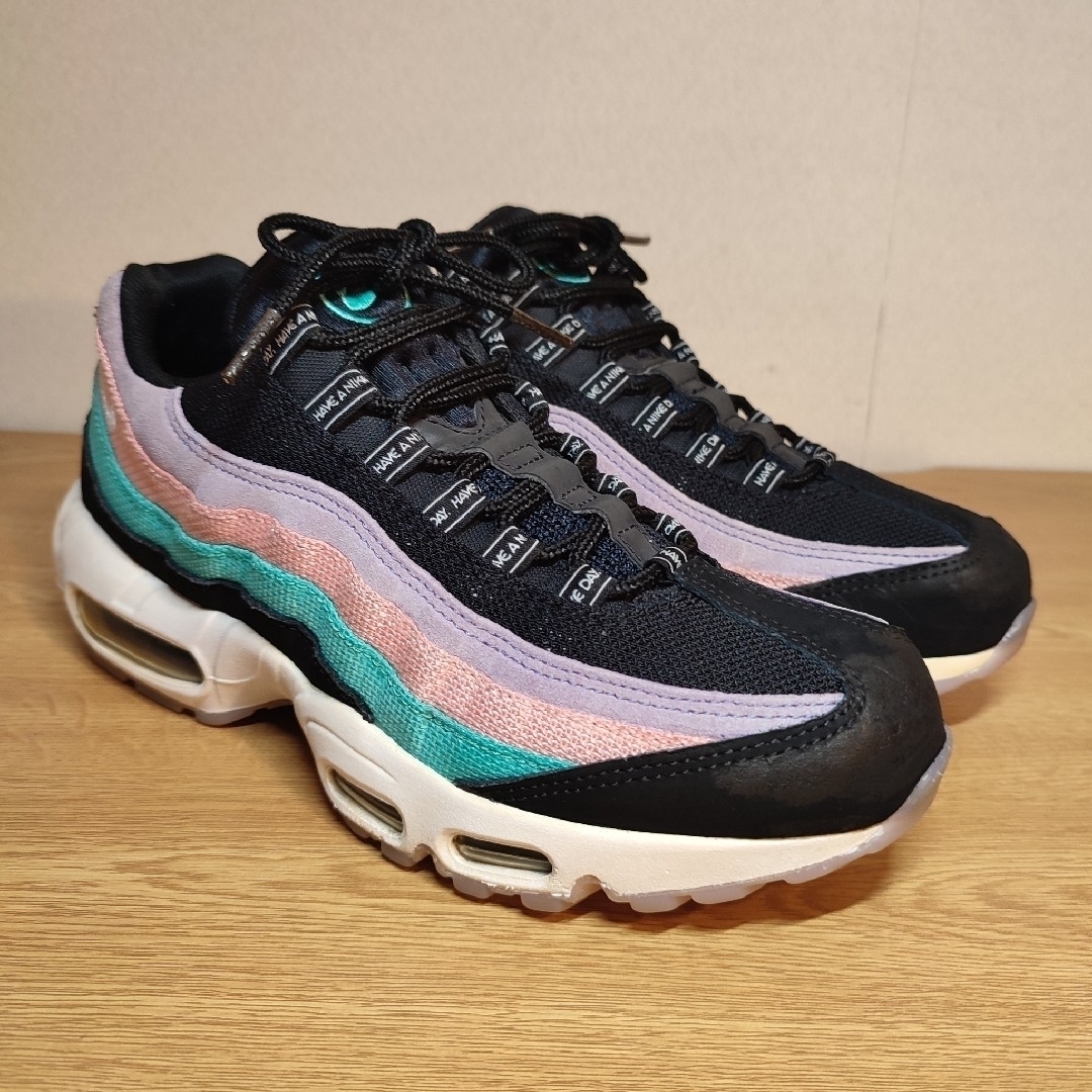 NIKE(ナイキ)のNIKE AIR MAX 95 "HAVE A NIKE DAY" 25 レディースの靴/シューズ(スニーカー)の商品写真