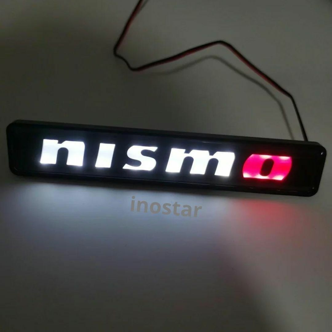 nismo ニスモ LEDグリルエンブレム 自動車/バイクの自動車(車外アクセサリ)の商品写真