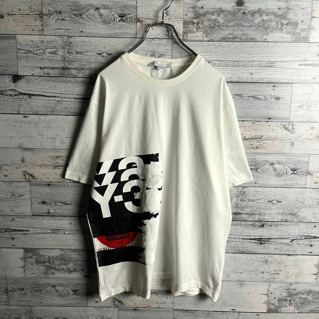 Y-3(ワイスリー)の【希少デザイン】Y-3☆ ビッグプリント入り 定番カラー Tシャツ メンズのトップス(Tシャツ/カットソー(半袖/袖なし))の商品写真