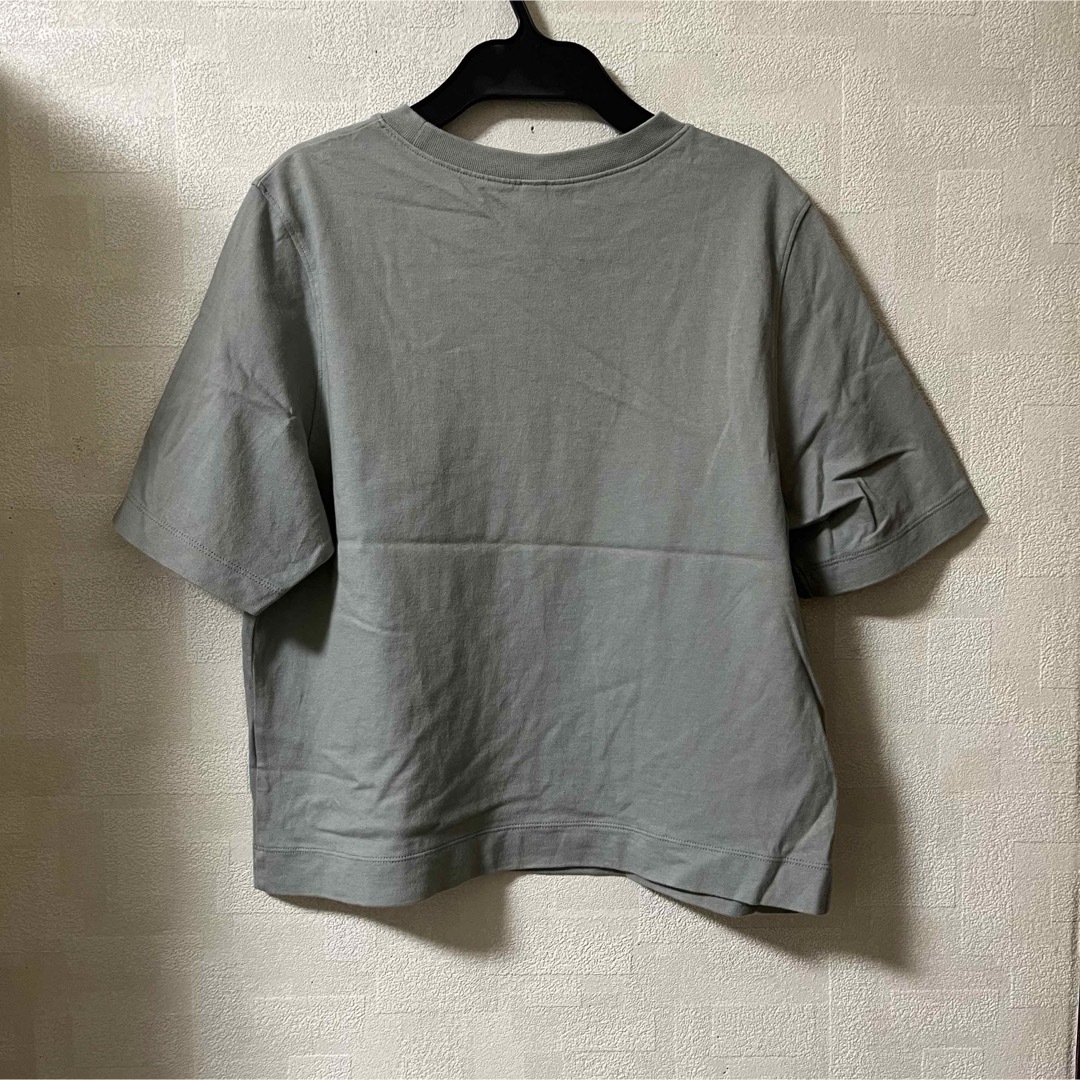 UNIQLO(ユニクロ)のクロップドクルーネックT レディースのトップス(Tシャツ(半袖/袖なし))の商品写真