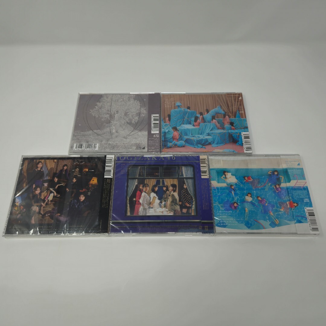 乃木坂46(ノギザカフォーティーシックス)の【新品未開封】 乃木坂46 CD 5枚 セット エンタメ/ホビーのCD(ポップス/ロック(邦楽))の商品写真