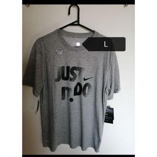 ナイキ(NIKE)のNike ナイキ Tシャツ 肩幅48 身幅53 着丈73cm(Tシャツ/カットソー(半袖/袖なし))