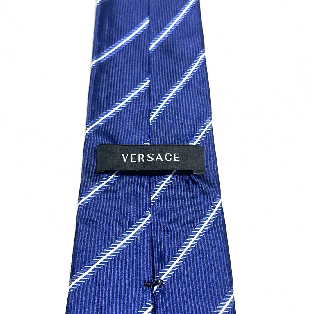 VERSACE(ヴェルサーチ)の【美品】 ヴェルサーチ ネクタイ ストライプ メデューサ シルク ハイブランド メンズのファッション小物(ネクタイ)の商品写真