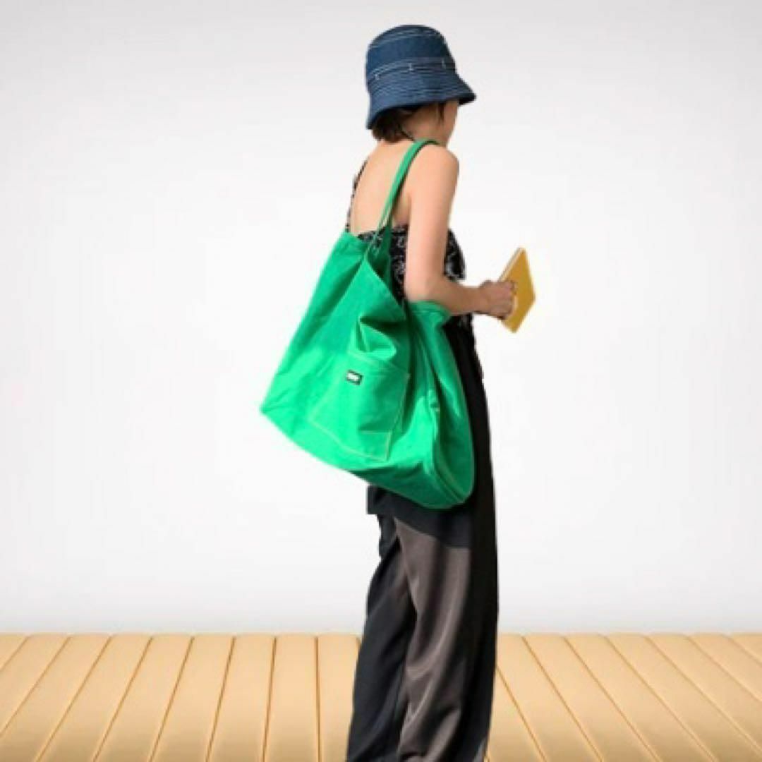 【新品】BIGトートバッグ グリーン 大容量 A4 通学 通勤 マザーズバッグ レディースのバッグ(トートバッグ)の商品写真