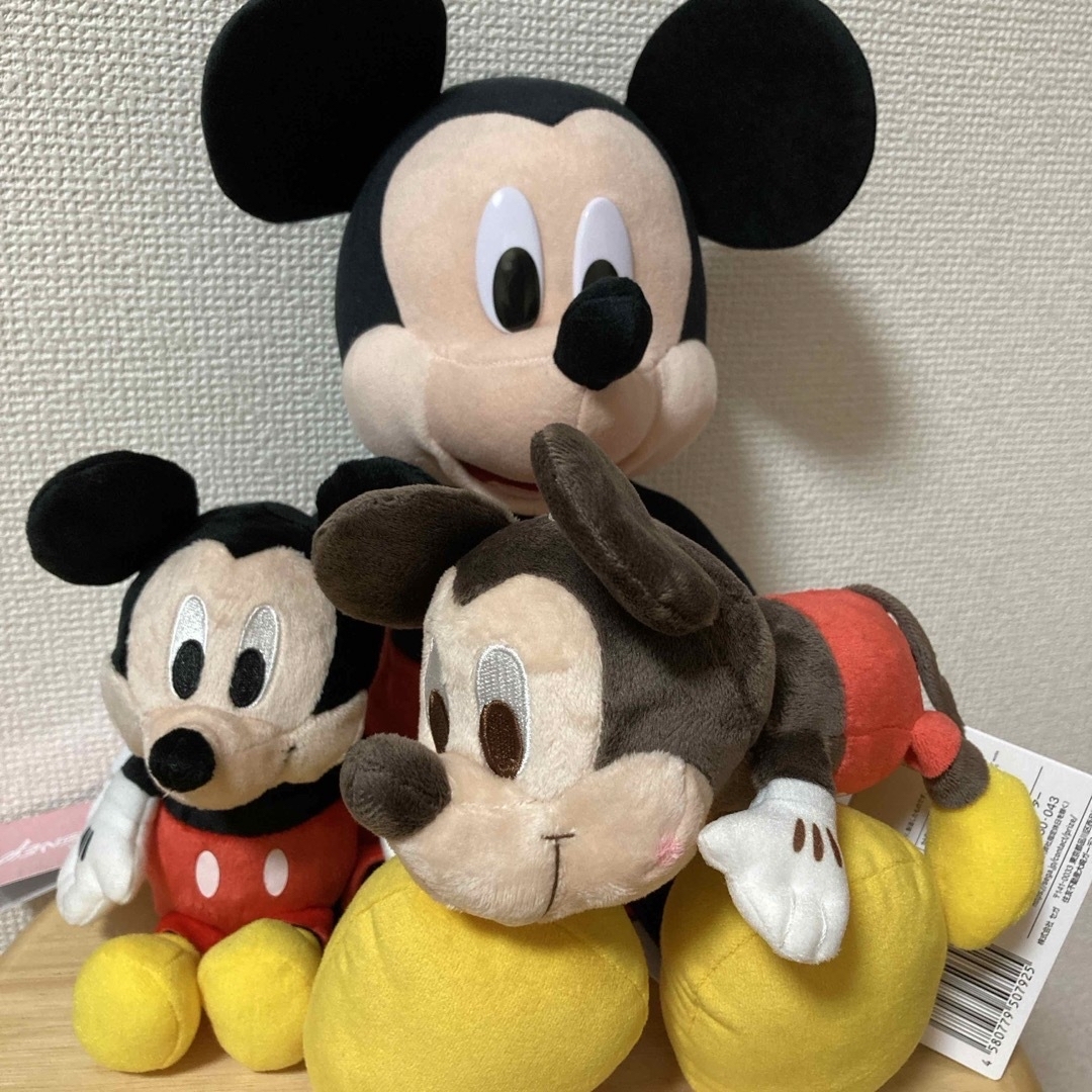 ミッキーマウス(ミッキーマウス)のDisney/ディズニー/ミッキーマウス /ぬいぐるみ/3つセット エンタメ/ホビーのおもちゃ/ぬいぐるみ(キャラクターグッズ)の商品写真