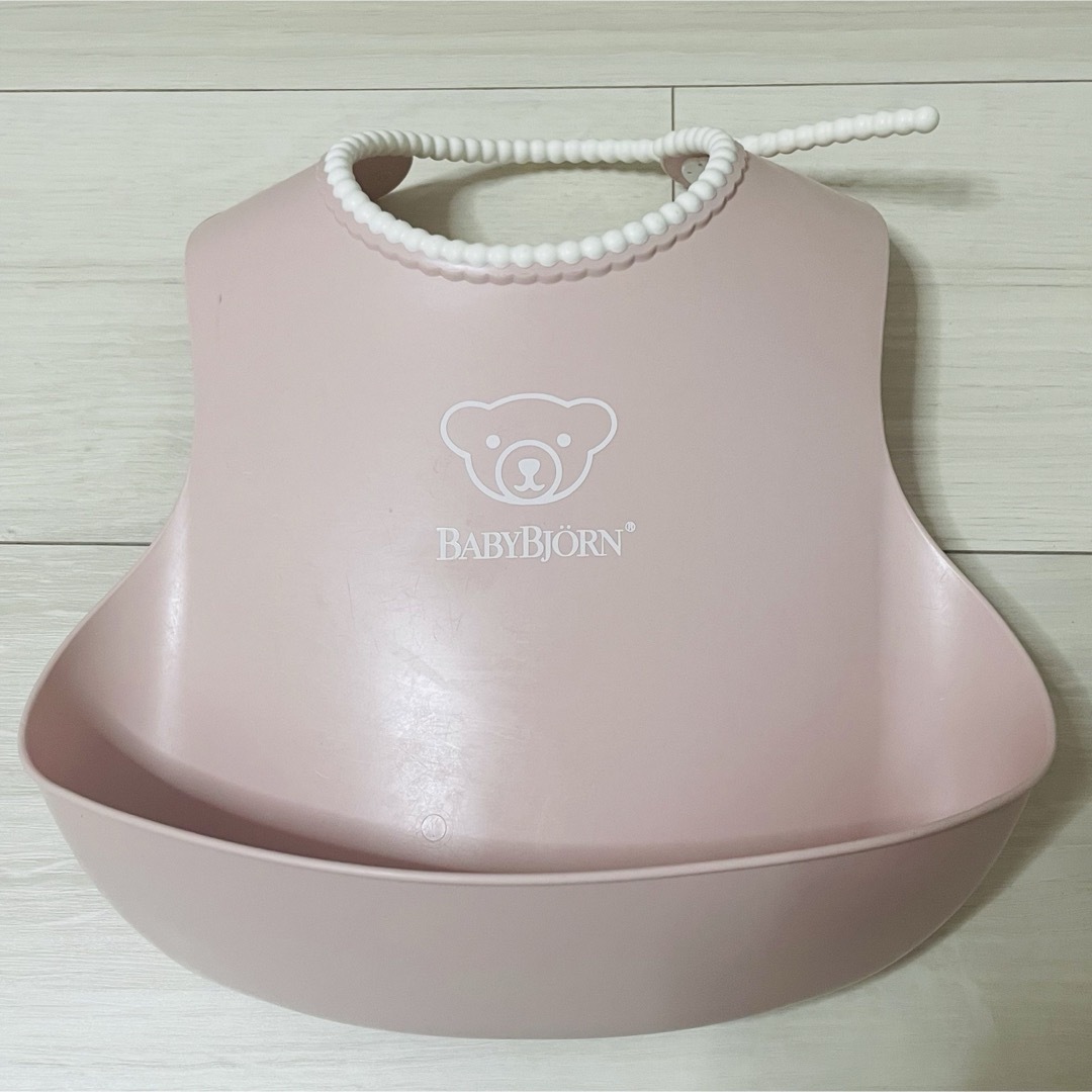 BABYBJORN(ベビービョルン)のBabyBjorn ベビー ソフトスタイ エプロン ピンク キッズ/ベビー/マタニティのこども用ファッション小物(ベビースタイ/よだれかけ)の商品写真