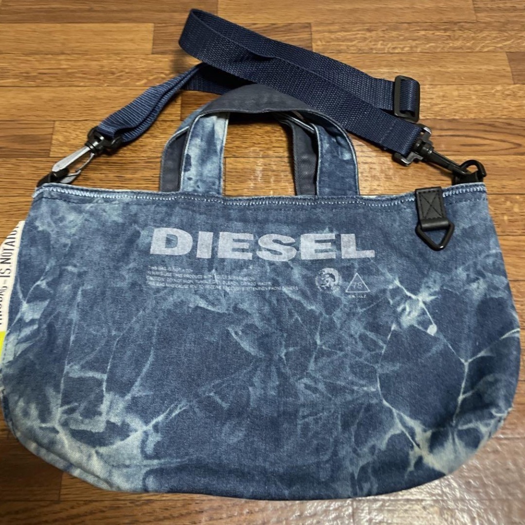 DIESEL(ディーゼル)のディーゼルショルダーバック レディースのバッグ(ショルダーバッグ)の商品写真