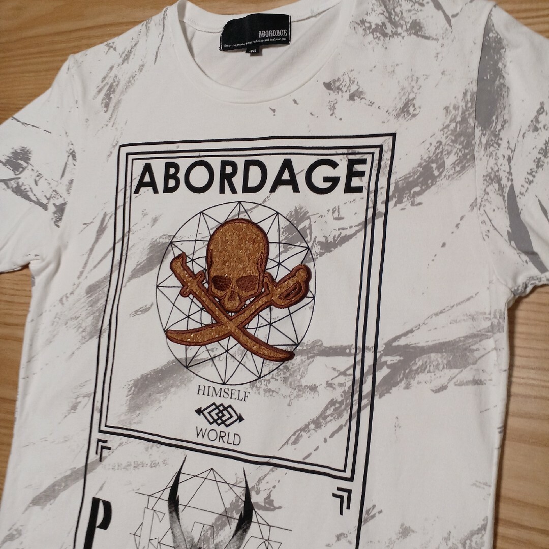 【即日発送】美品。ABORDAGE スカルワッペン S/Sカットソー メンズのトップス(Tシャツ/カットソー(半袖/袖なし))の商品写真