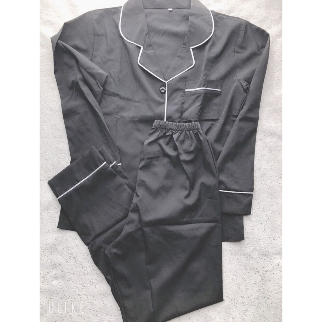 SHEIN(シーイン)のSHEIN シーイン パジャマ ルームウェア ブラック 黒 長袖 レディースのルームウェア/パジャマ(パジャマ)の商品写真