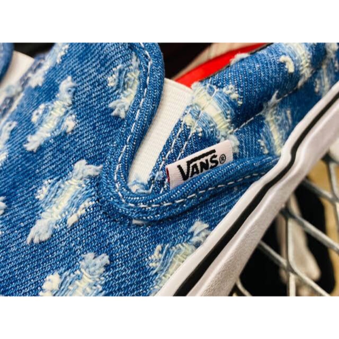 Supreme(シュプリーム)のSupreme Vans Denim Slip-On Pro 新品未使用 メンズの靴/シューズ(スニーカー)の商品写真