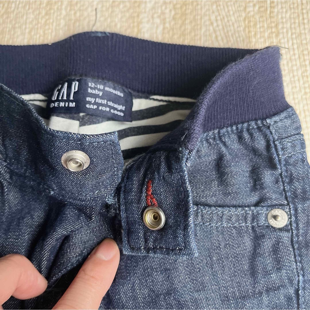 babyGAP(ベビーギャップ)のベビー GAP  デニムパンツ　80  長ズボン　デニム　ウエストゴム キッズ/ベビー/マタニティのベビー服(~85cm)(パンツ)の商品写真