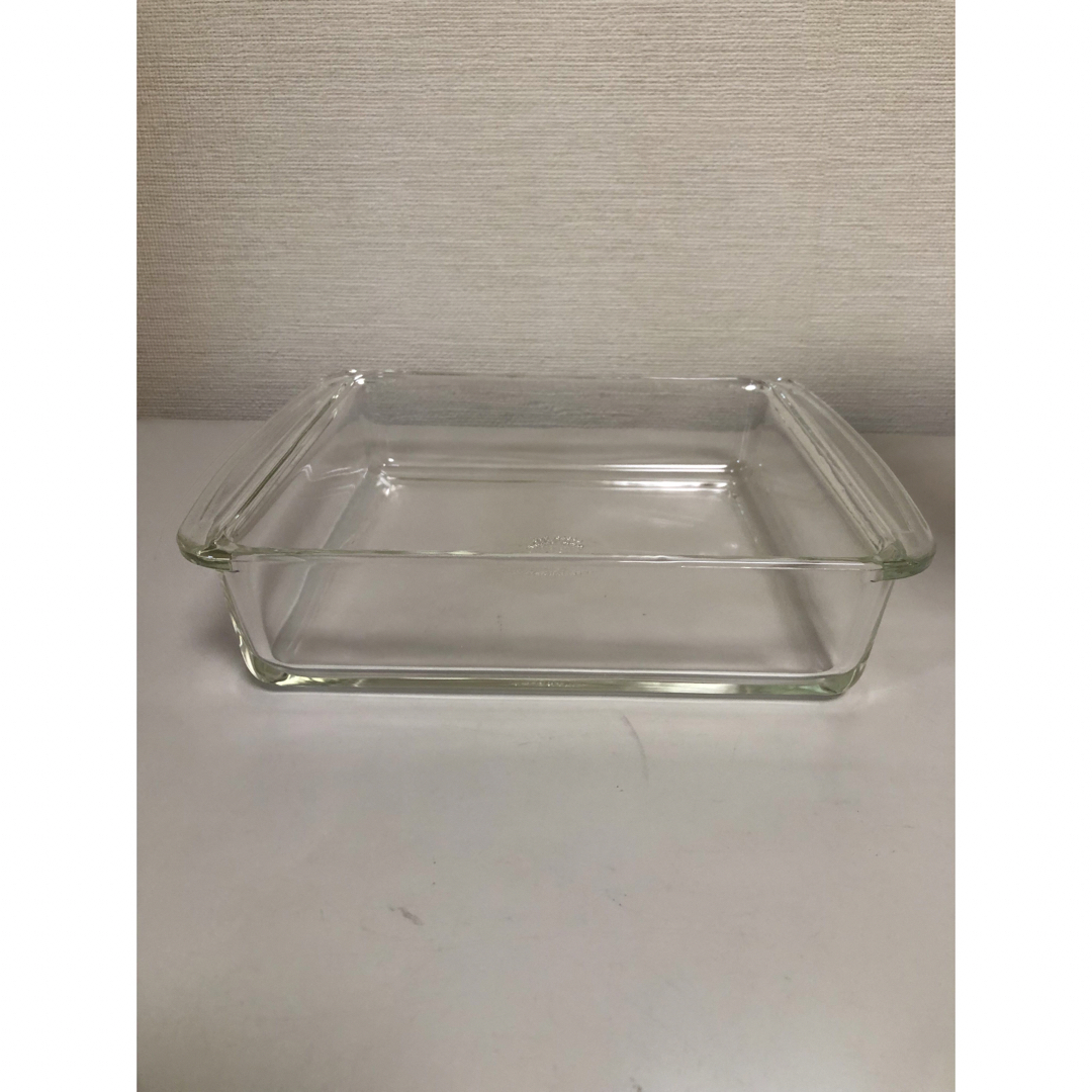 Pyrex(パイレックス)のパイレックス　耐熱ガラス皿　四角皿、各皿、深型 インテリア/住まい/日用品のキッチン/食器(食器)の商品写真